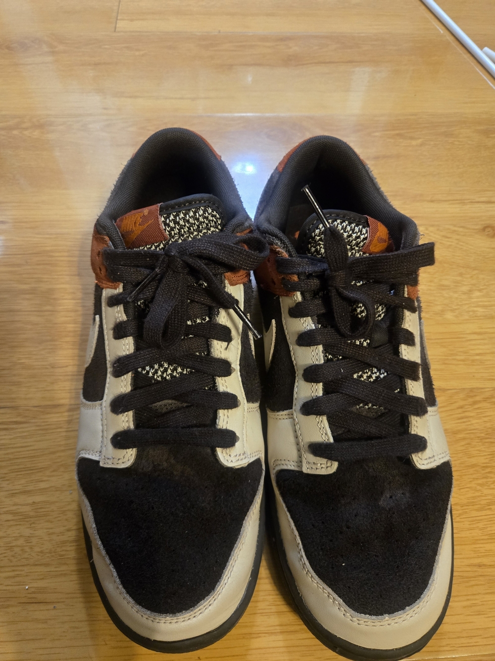 Pre-owned Nike Dunk Low “Red Panda” men’s size 8.5. Style code FV0395-200. - Picture 2 of 7
